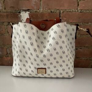 Dooney & Bourke